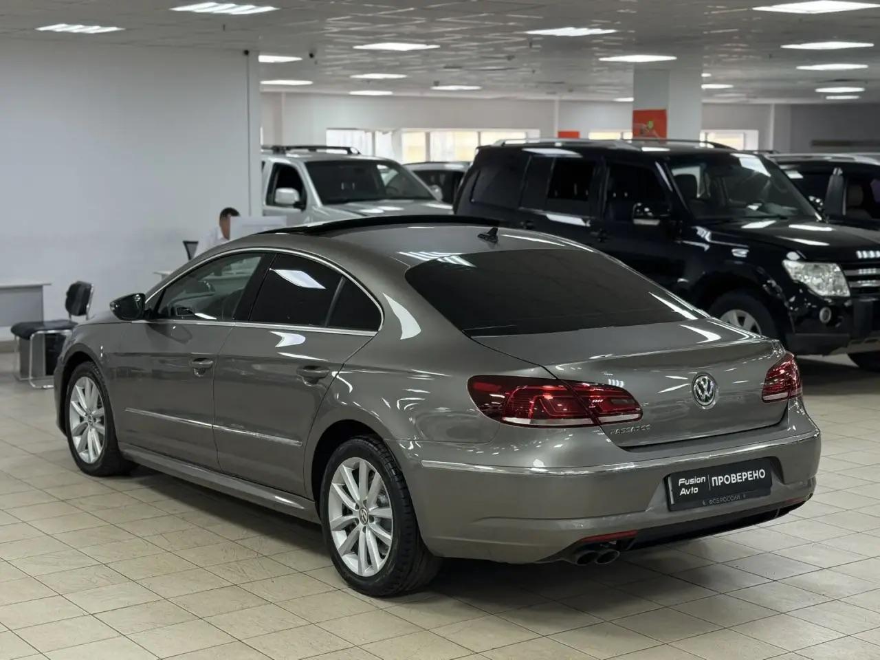 Volkswagen Passat CC