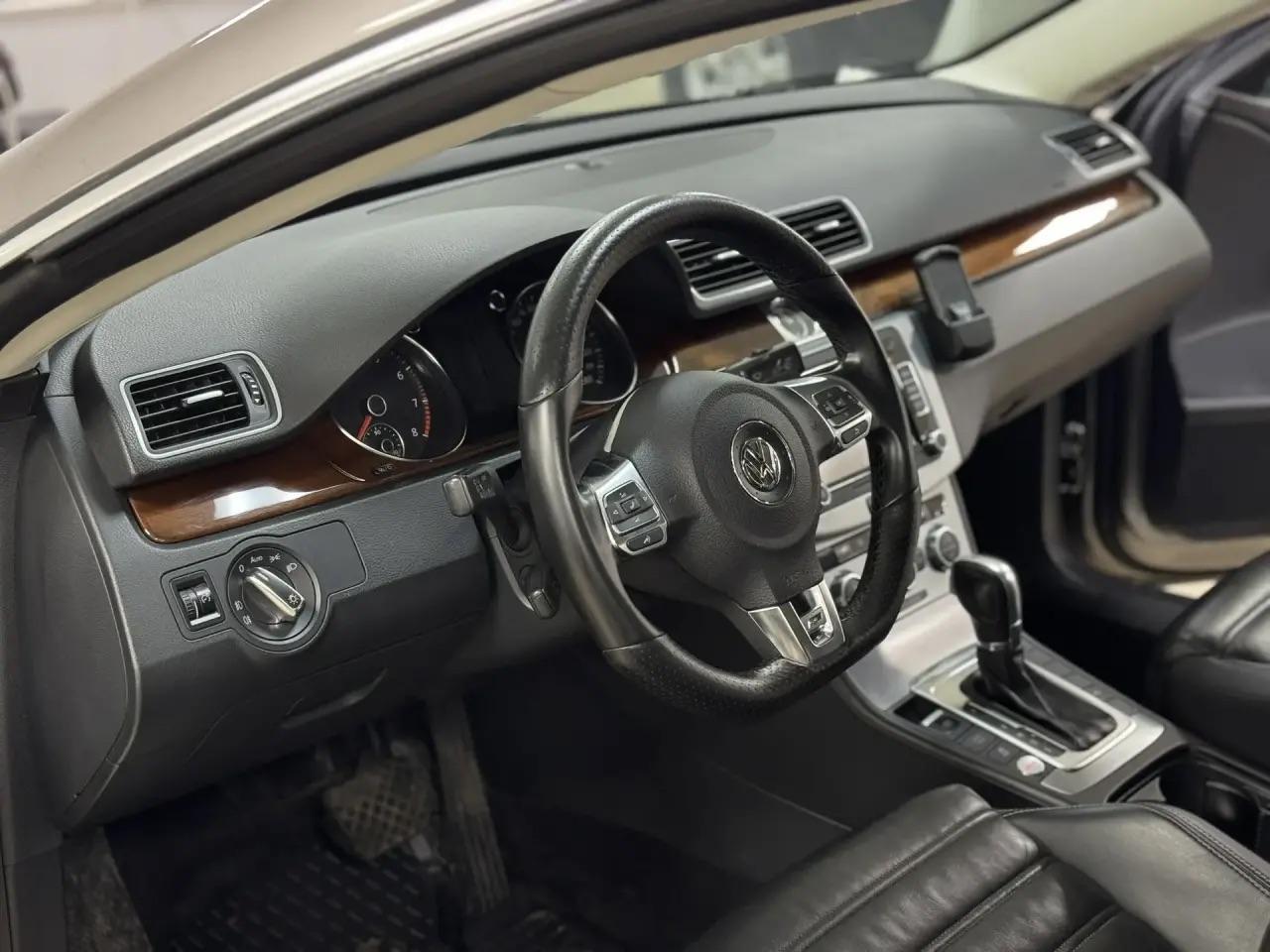 Volkswagen Passat CC