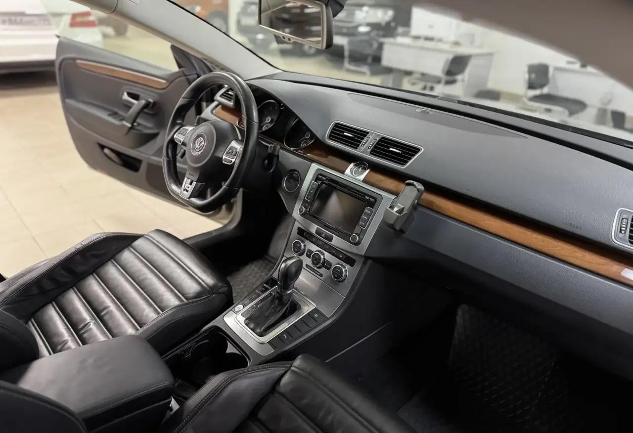 Volkswagen Passat CC