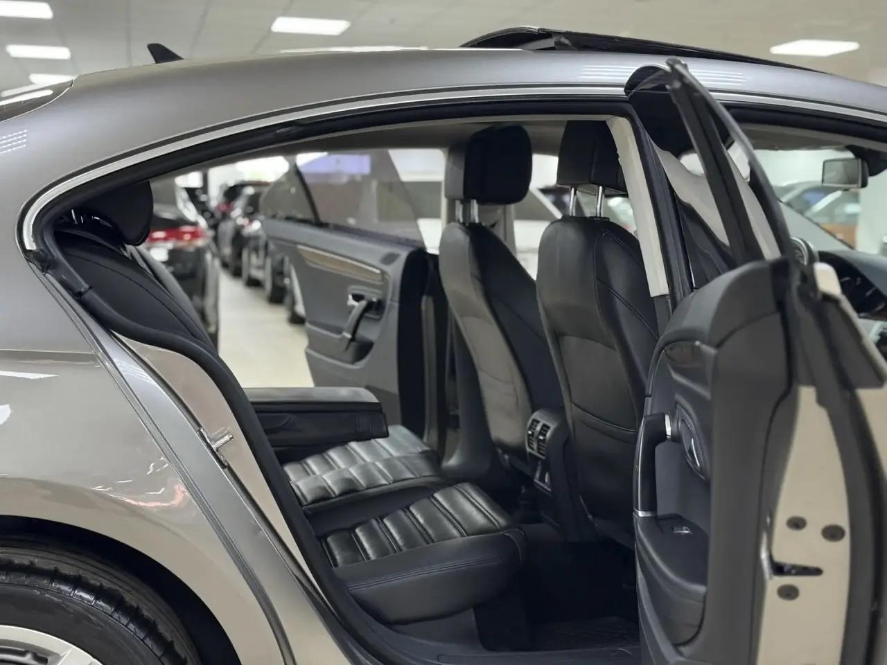 Volkswagen Passat CC