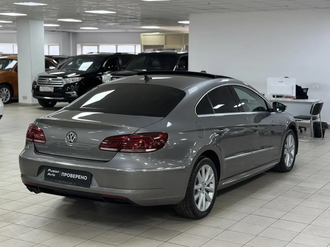 Volkswagen Passat CC