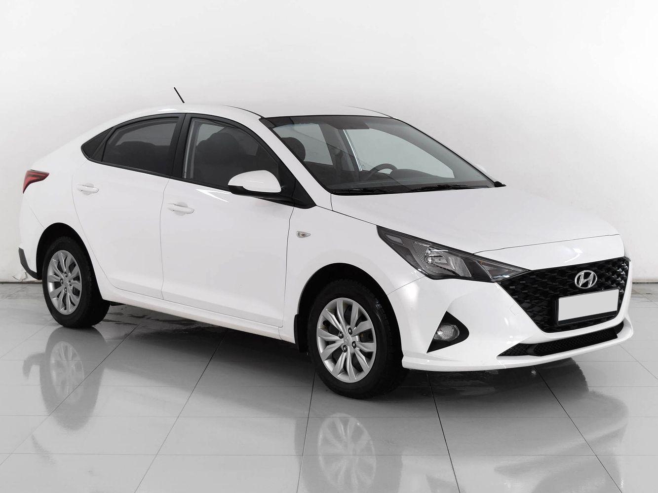 Hyundai Solaris 2022