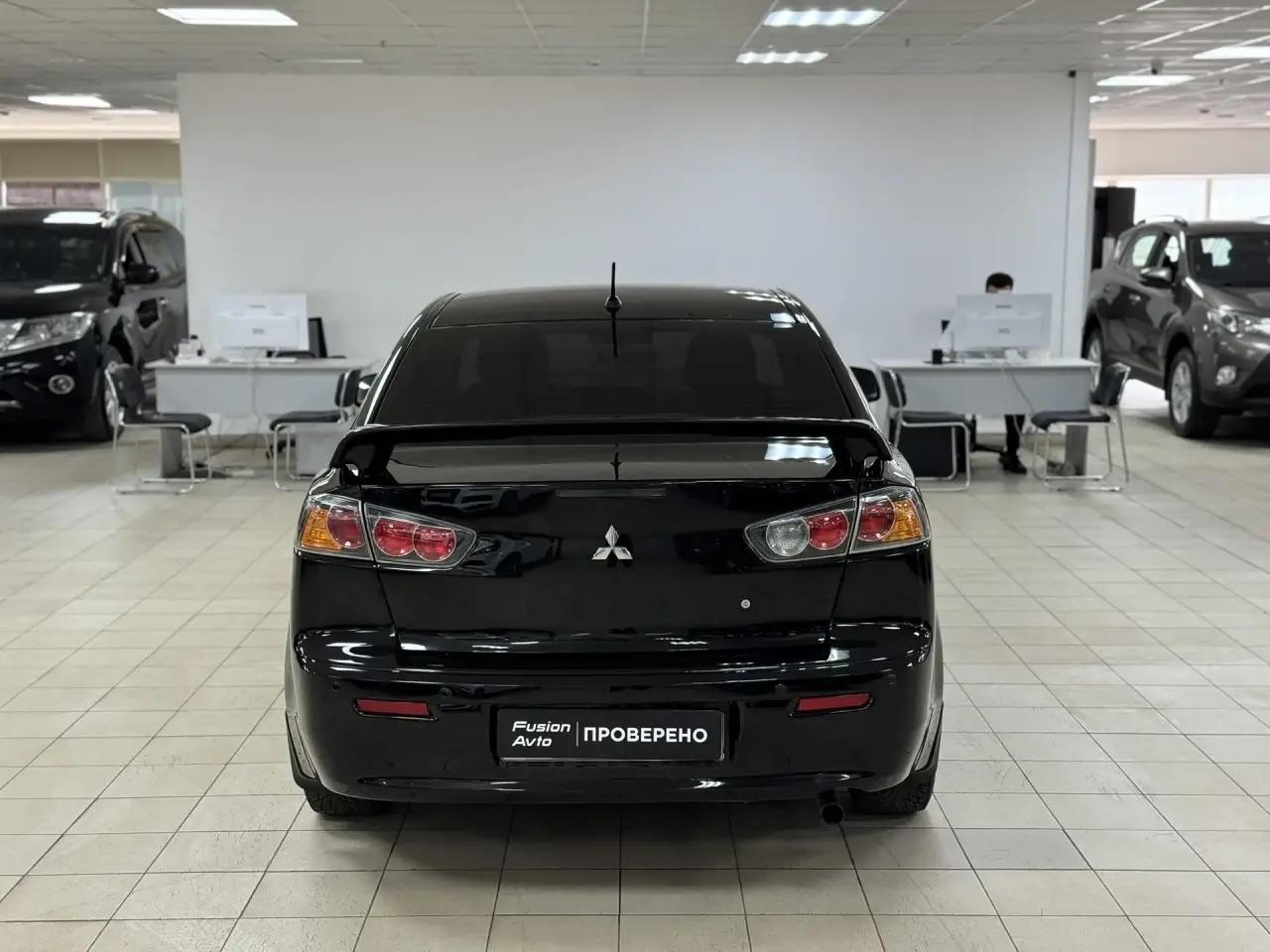 Mitsubishi Lancer