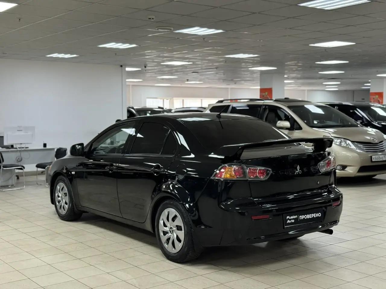 Mitsubishi Lancer
