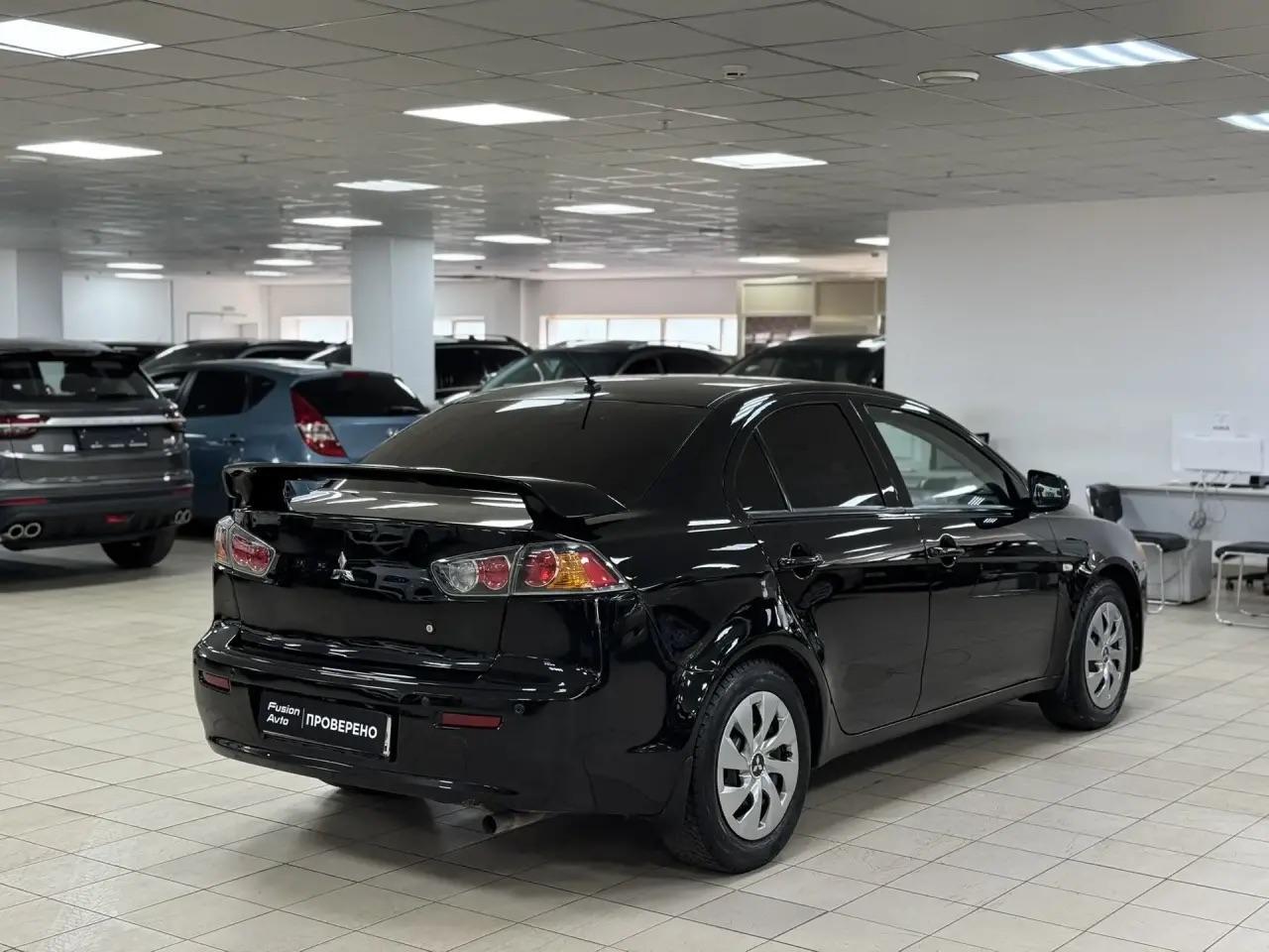 Mitsubishi Lancer
