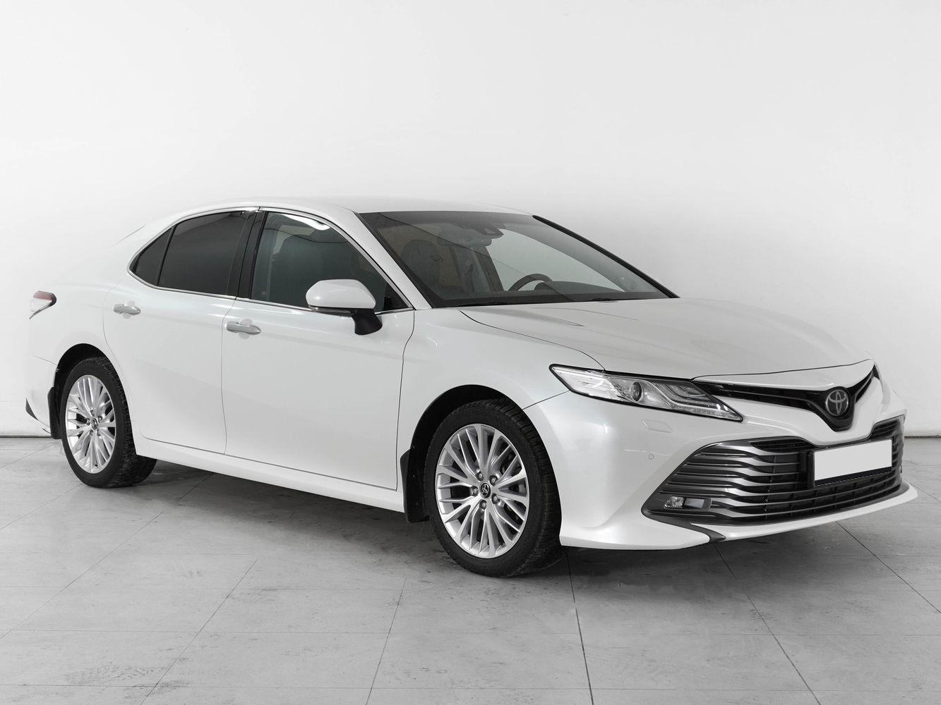 Toyota Camry 2020