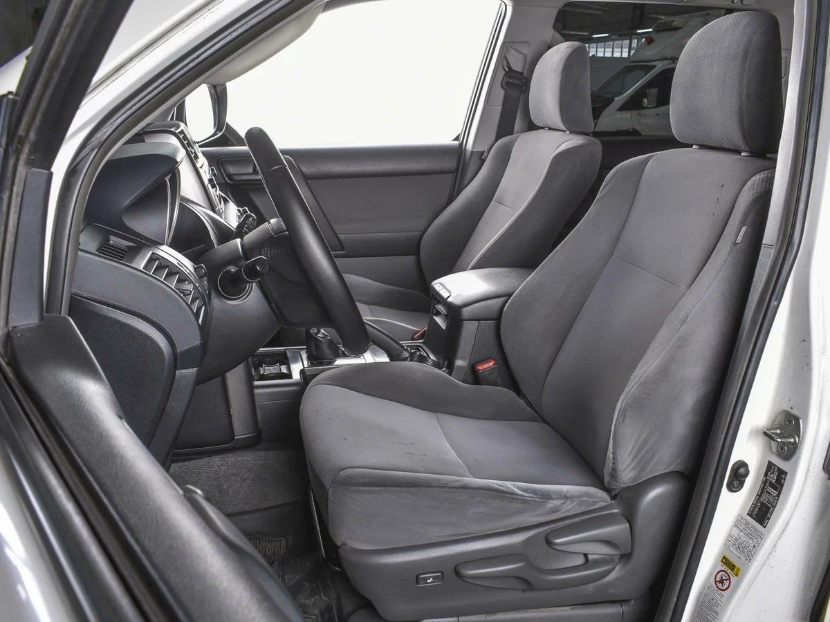Toyota Land Cruiser Prado, 2012