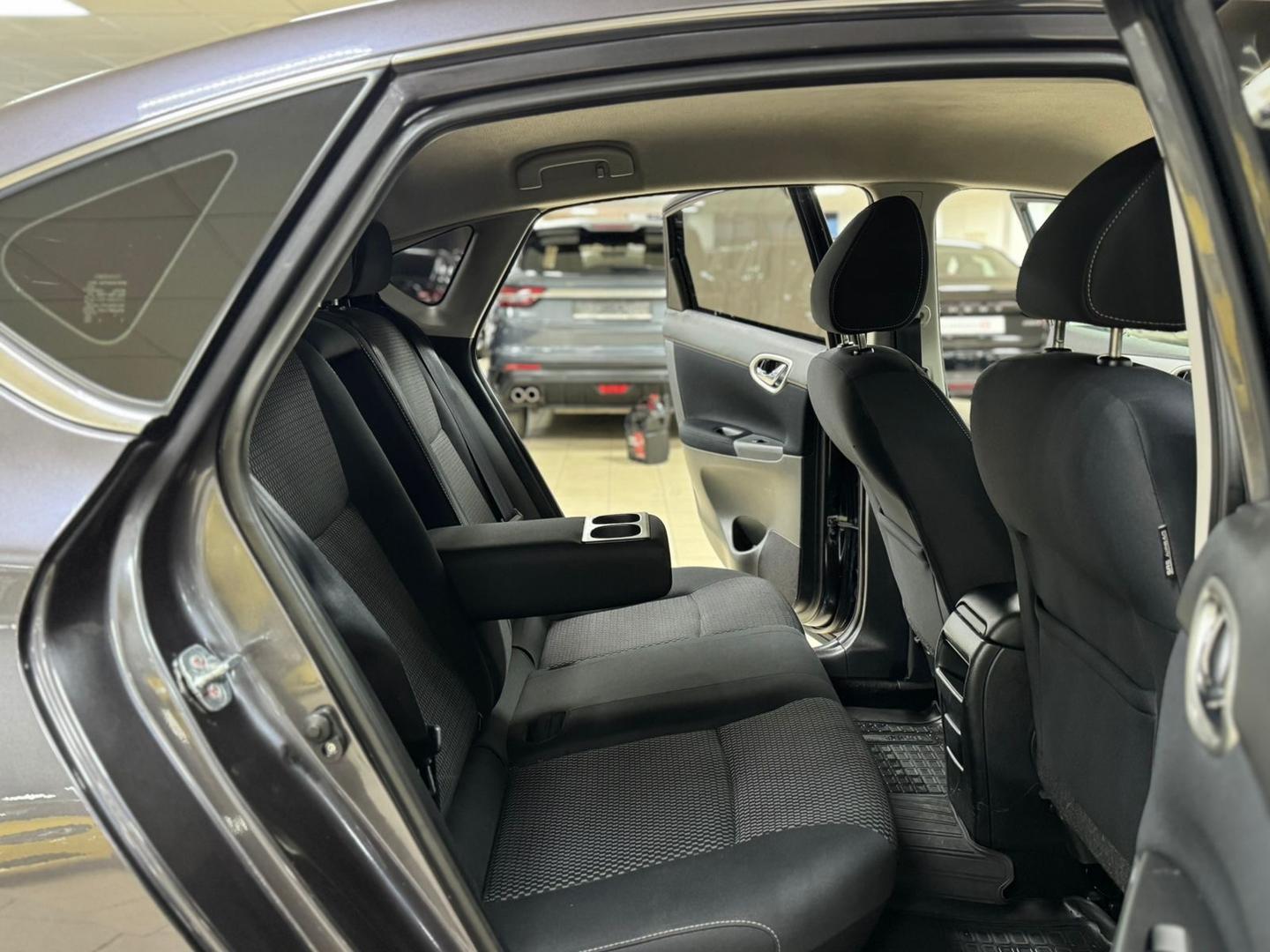 Nissan Sentra