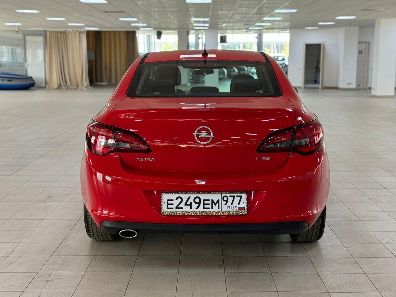 Opel Astra