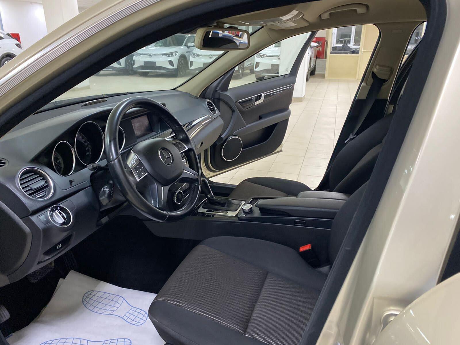 Mercedes-Benz C-Класс