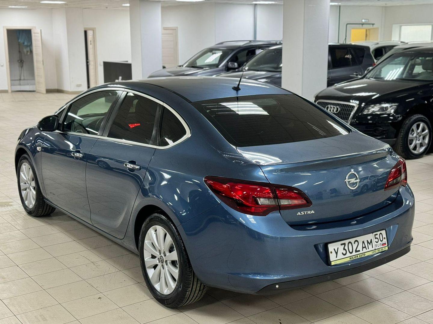 Opel Astra