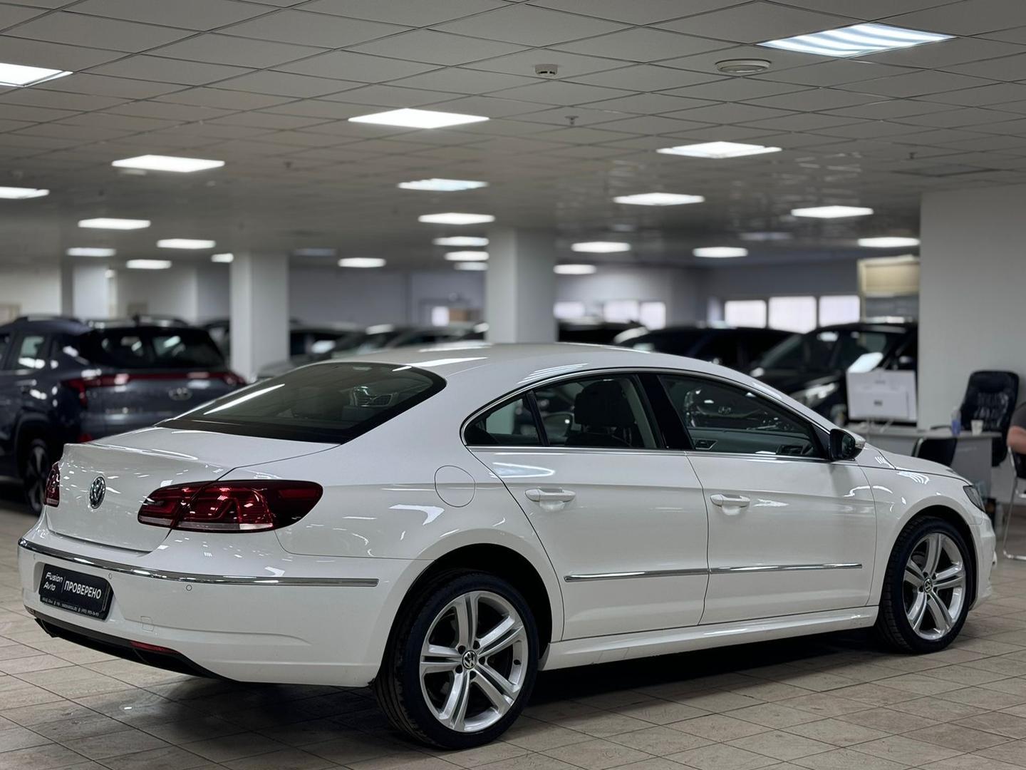Volkswagen Passat CC
