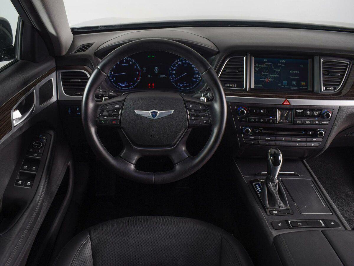 Hyundai Genesis, 2014