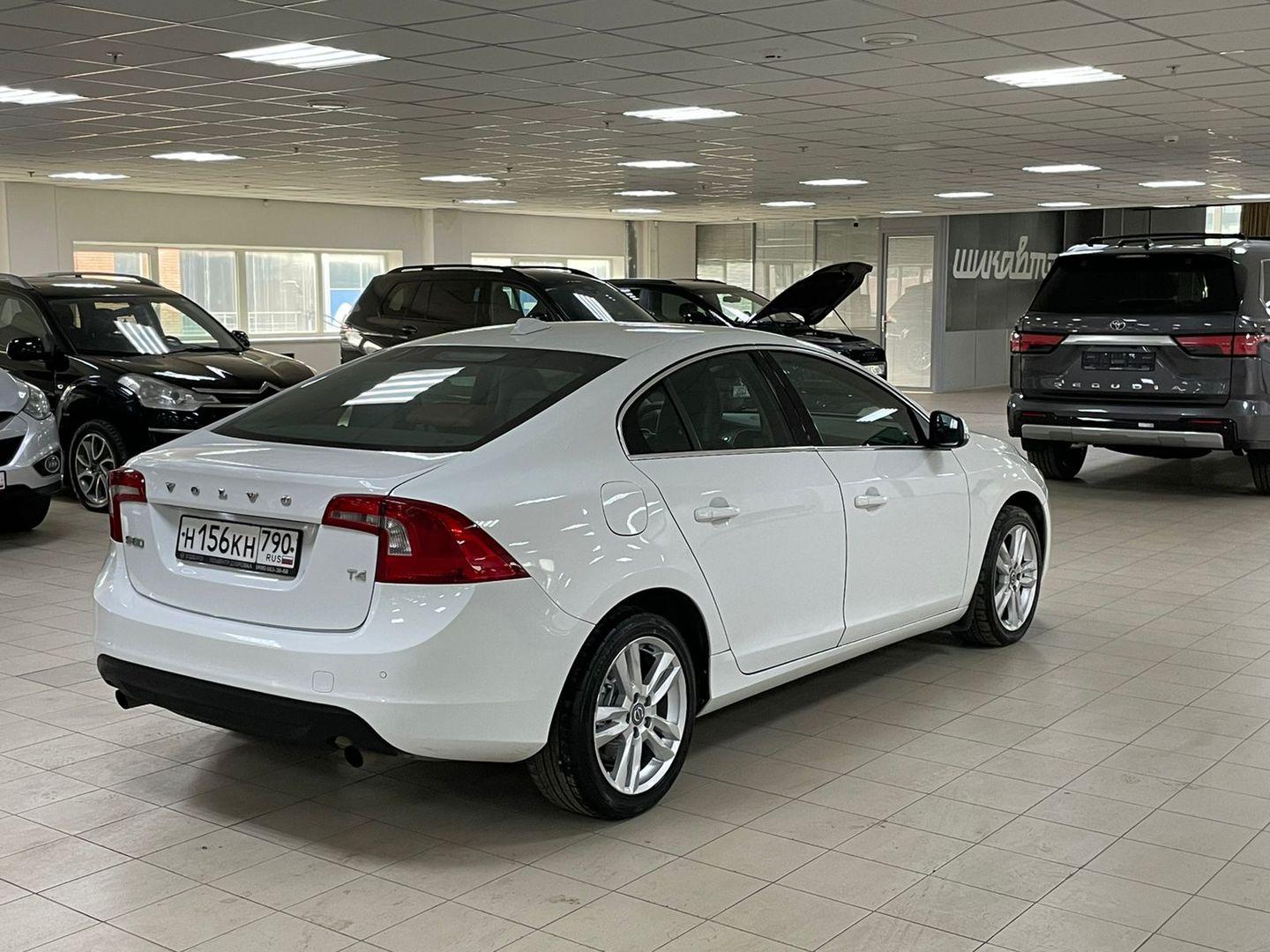 Volvo S60
