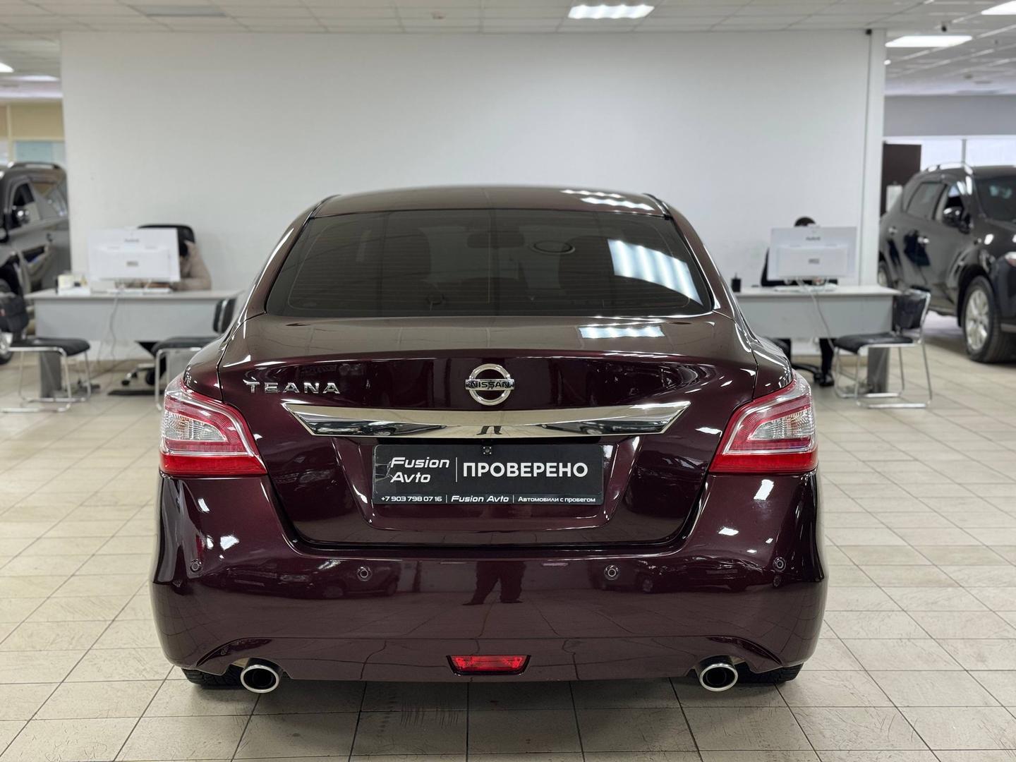 Nissan Teana
