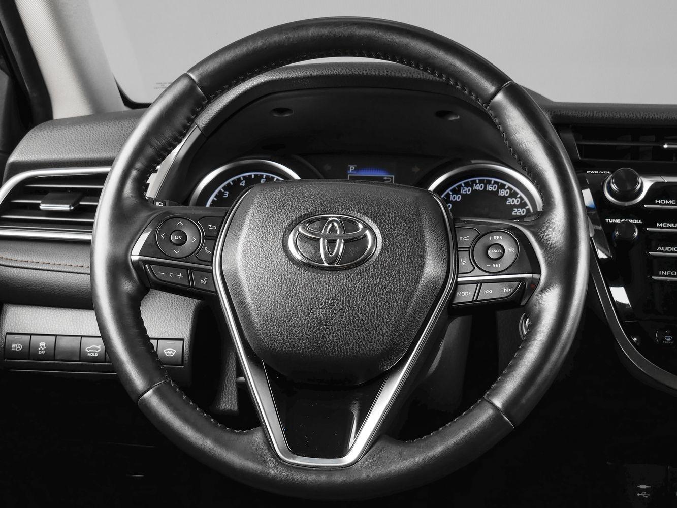 Toyota Camry, 2021