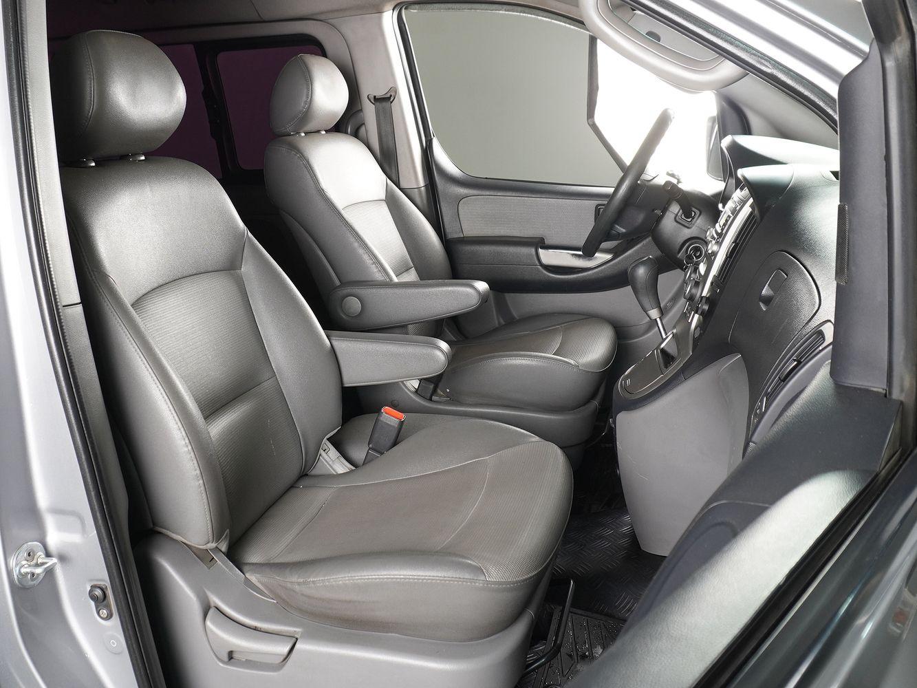 Hyundai Grand Starex, 2013