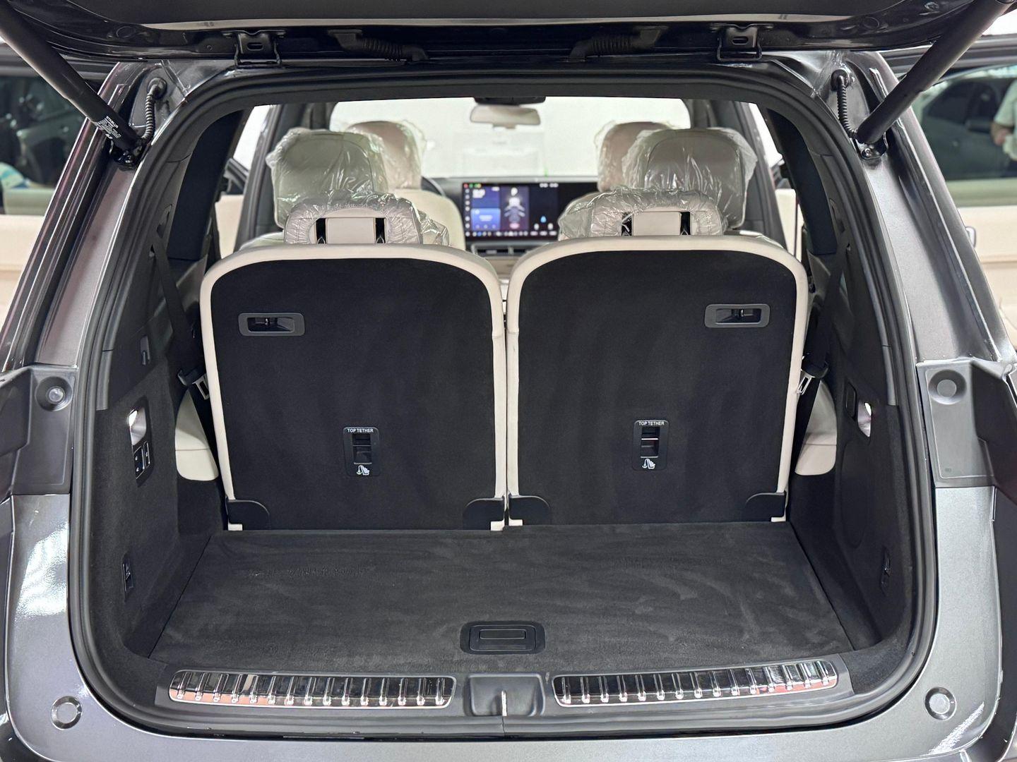 Li Auto (Lixiang) L9