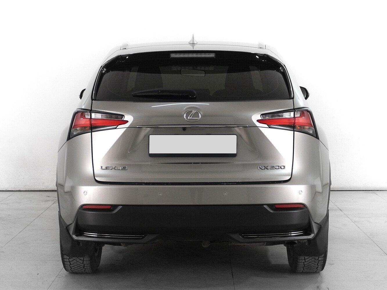 Lexus NX, 2017