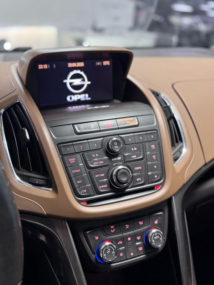 Opel Zafira