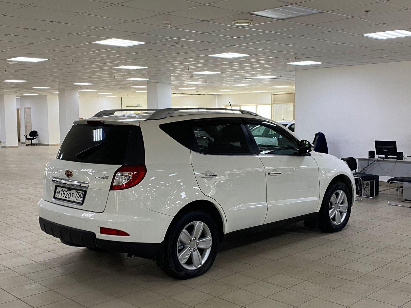 Geely Emgrand X7