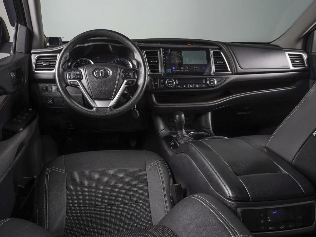 Toyota Highlander, 2014