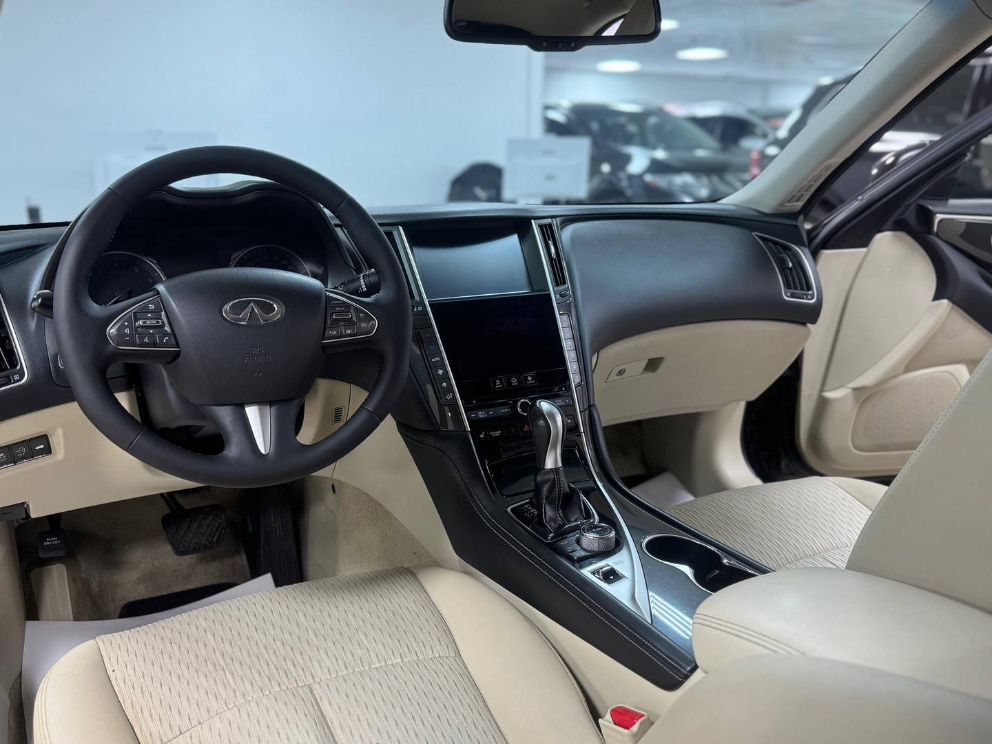Infiniti Q50