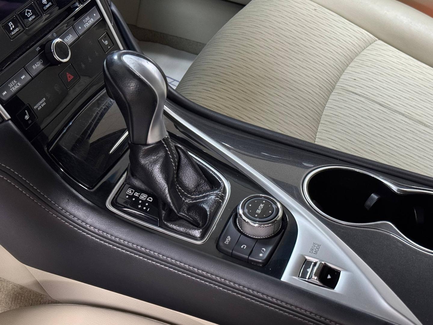 Infiniti Q50