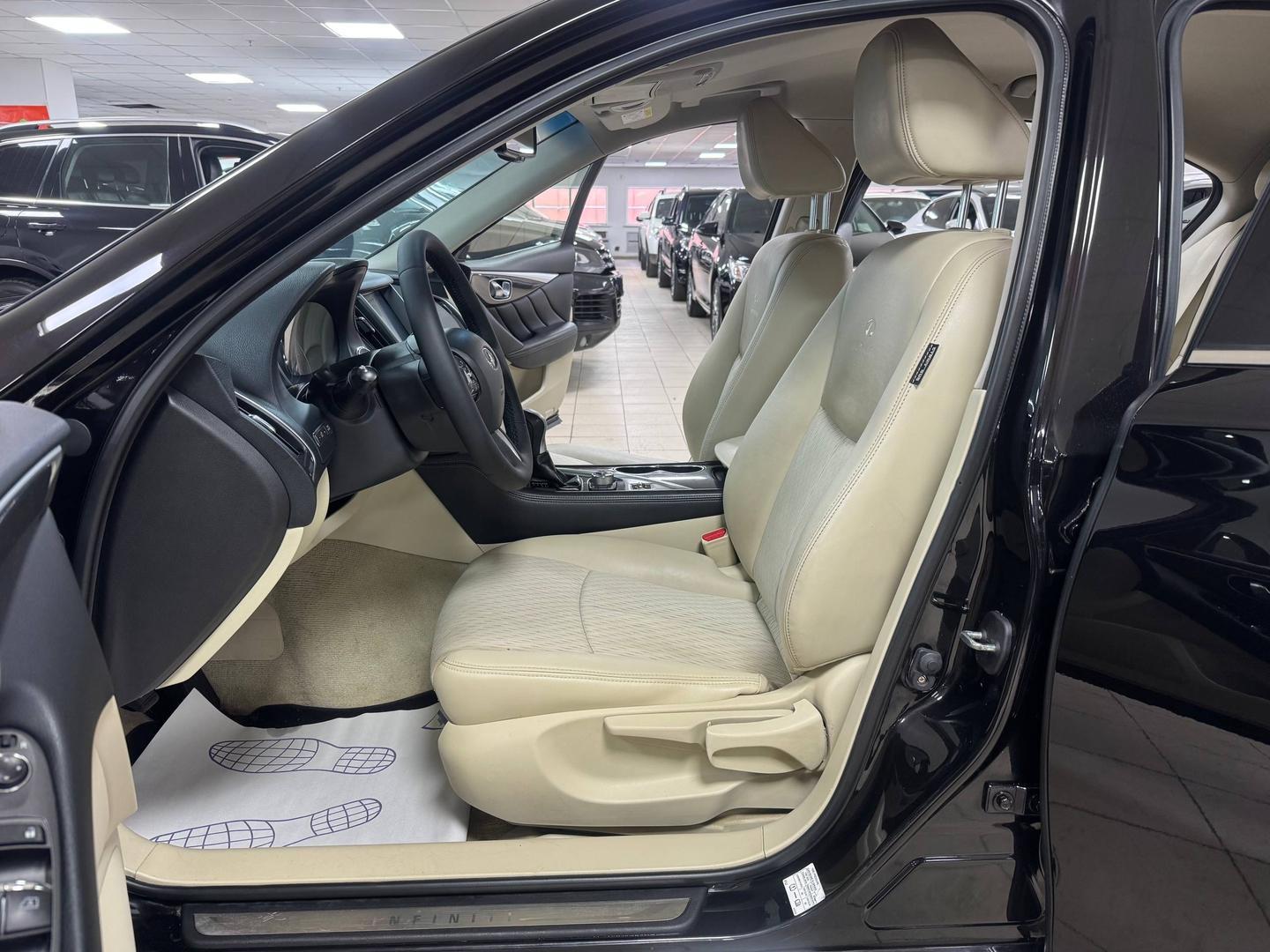 Infiniti Q50