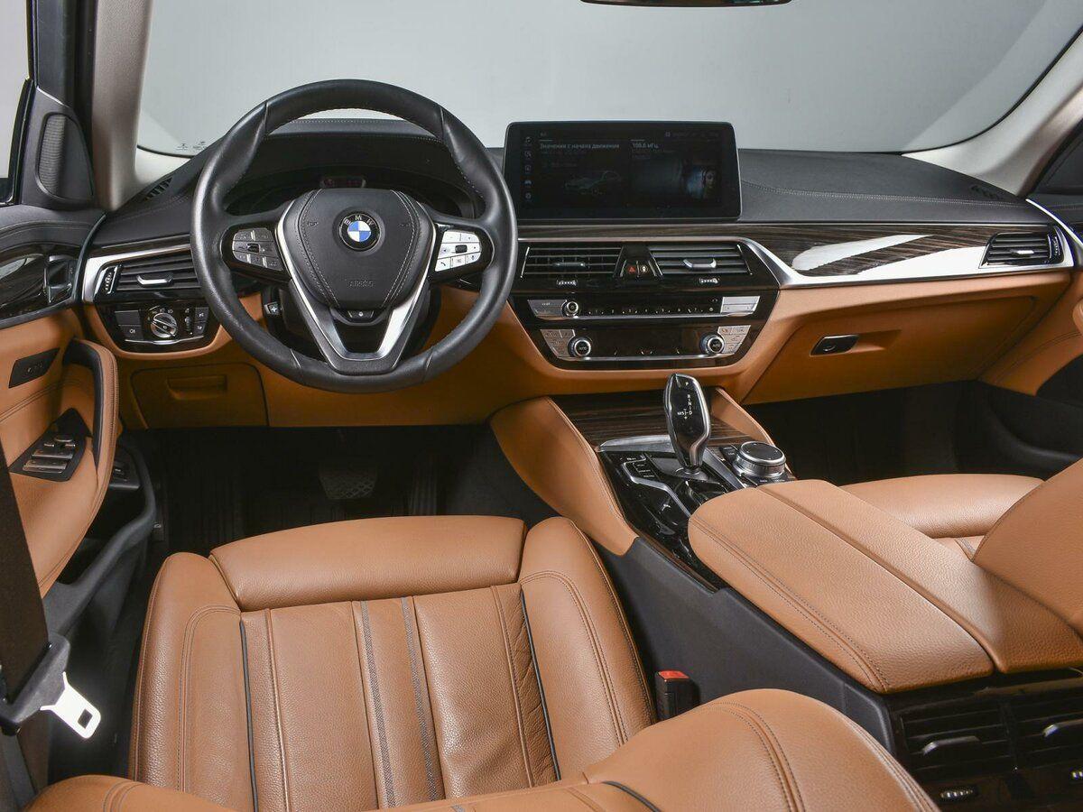 BMW 5 серии, 2021