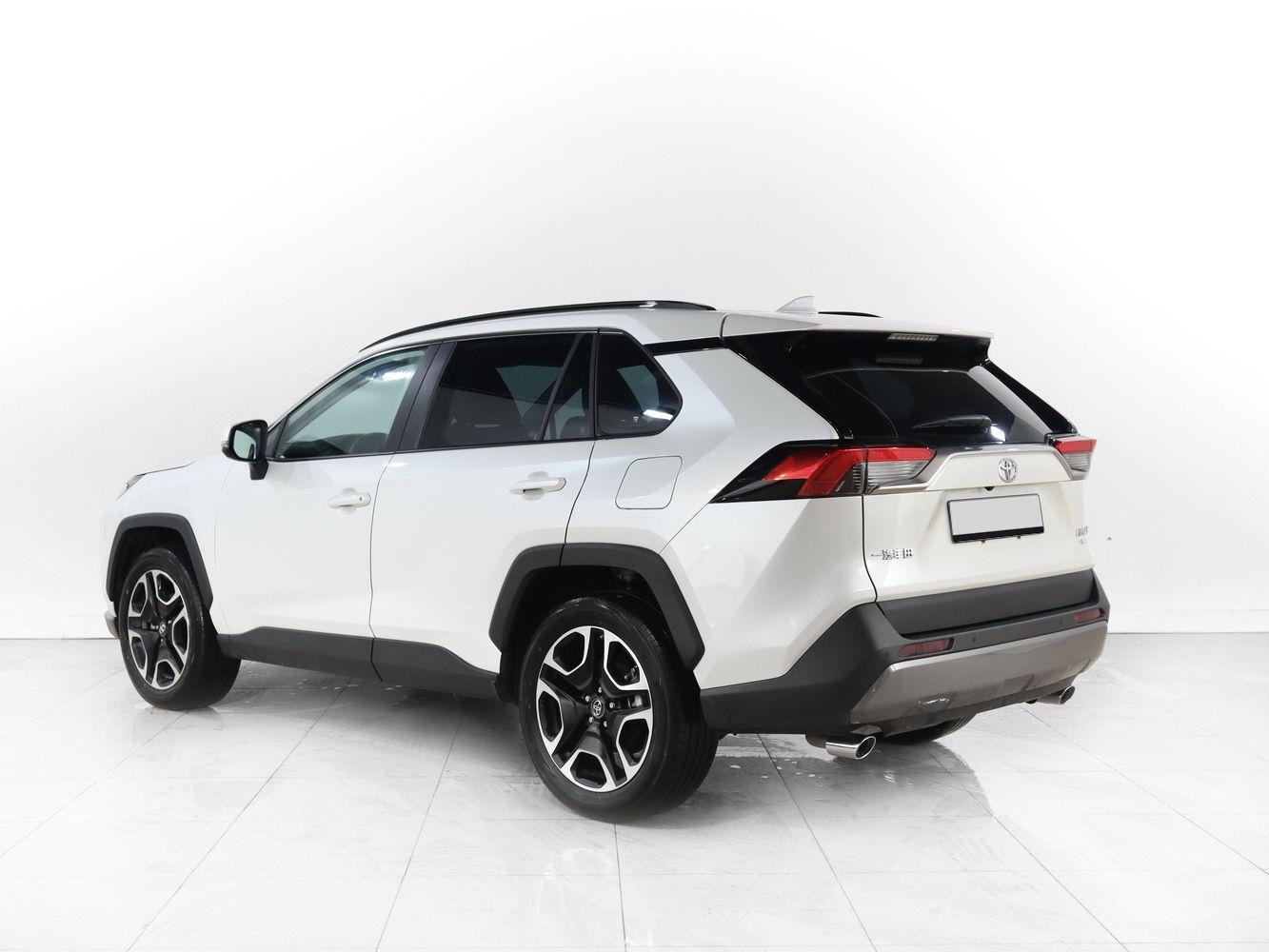 Toyota RAV4, 2021