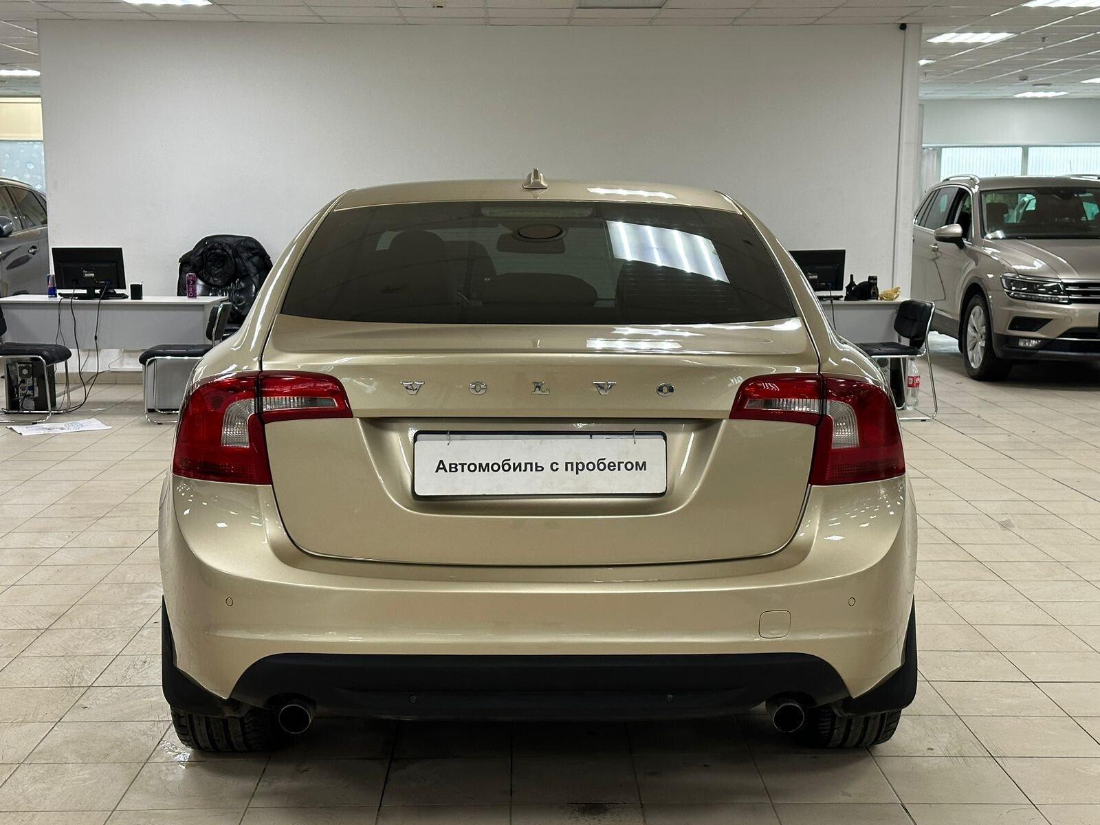 Volvo S60