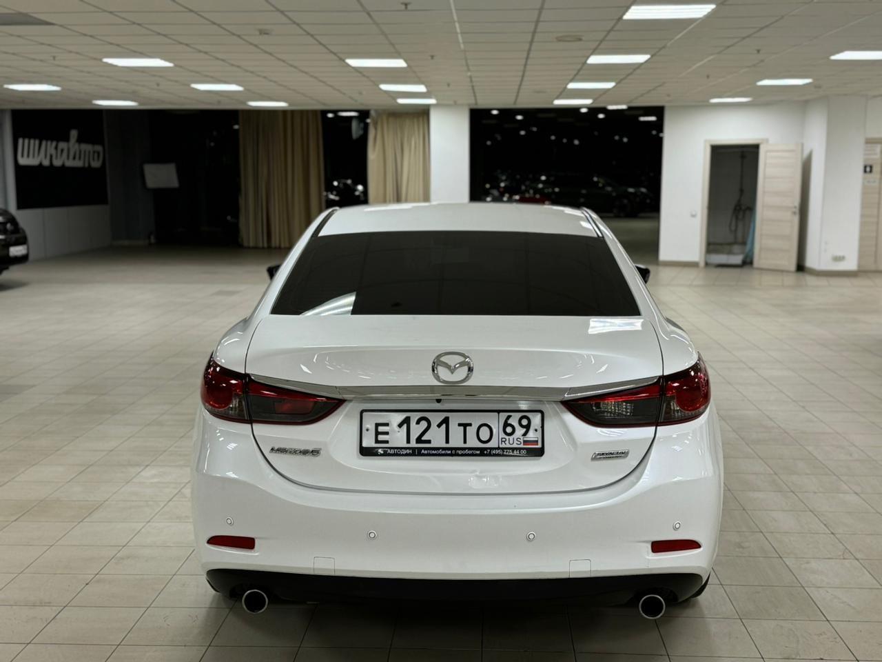 Mazda 6