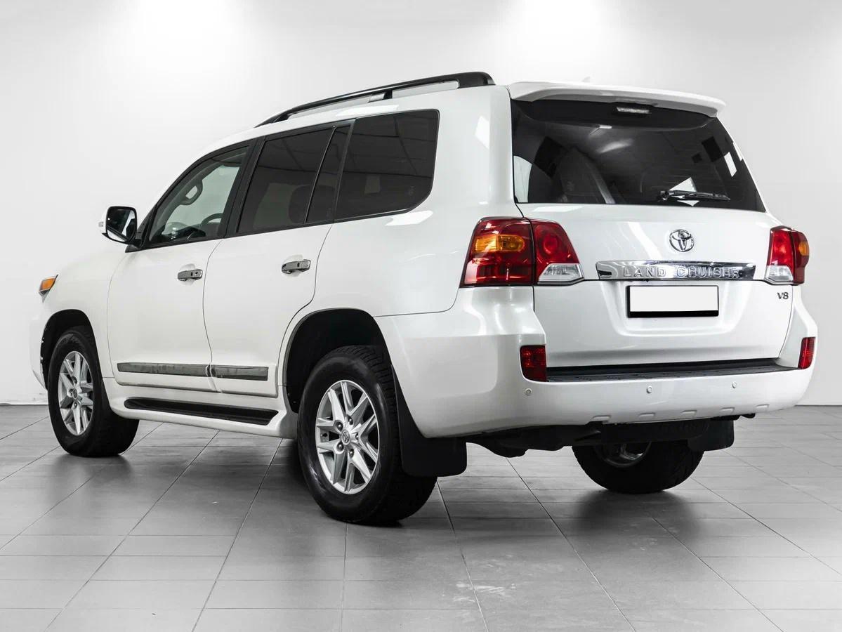Toyota Land Cruiser, 2015