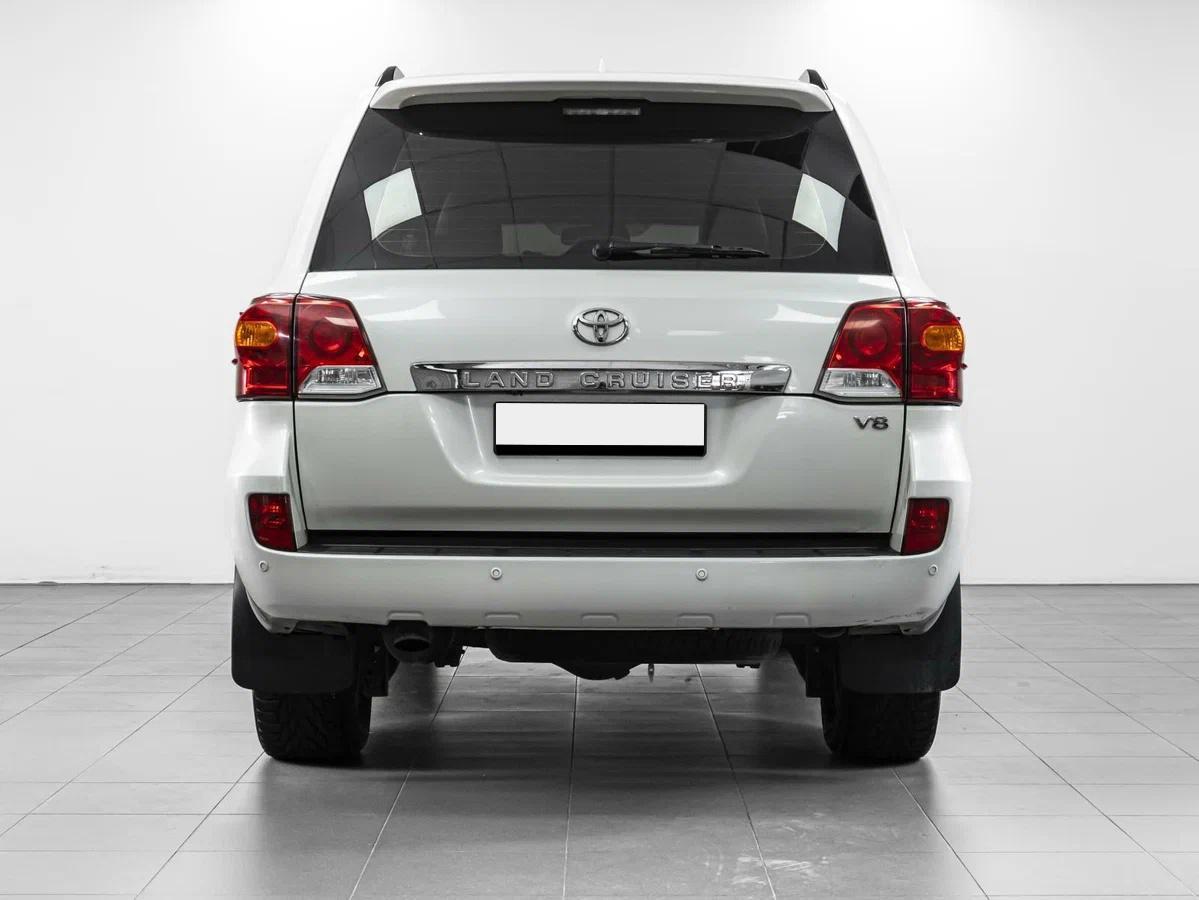 Toyota Land Cruiser, 2015