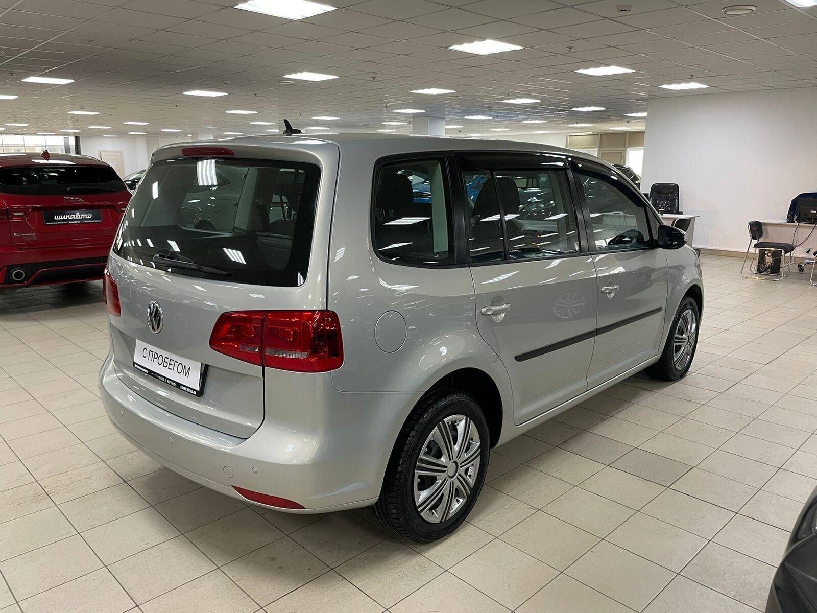 Volkswagen Touran