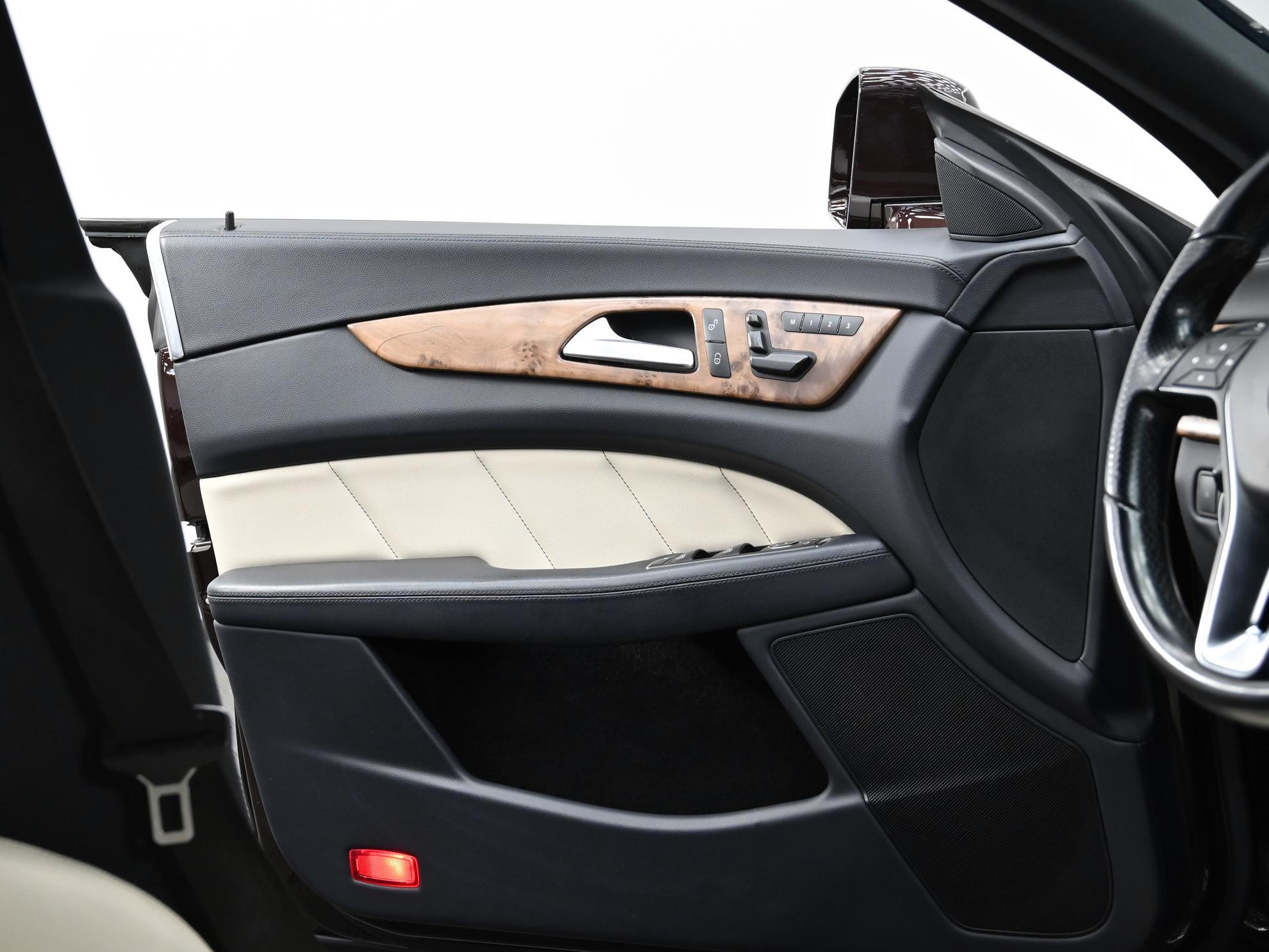 фото автомобиля 10