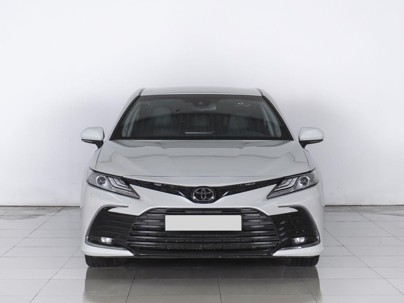 Toyota Camry, 2022