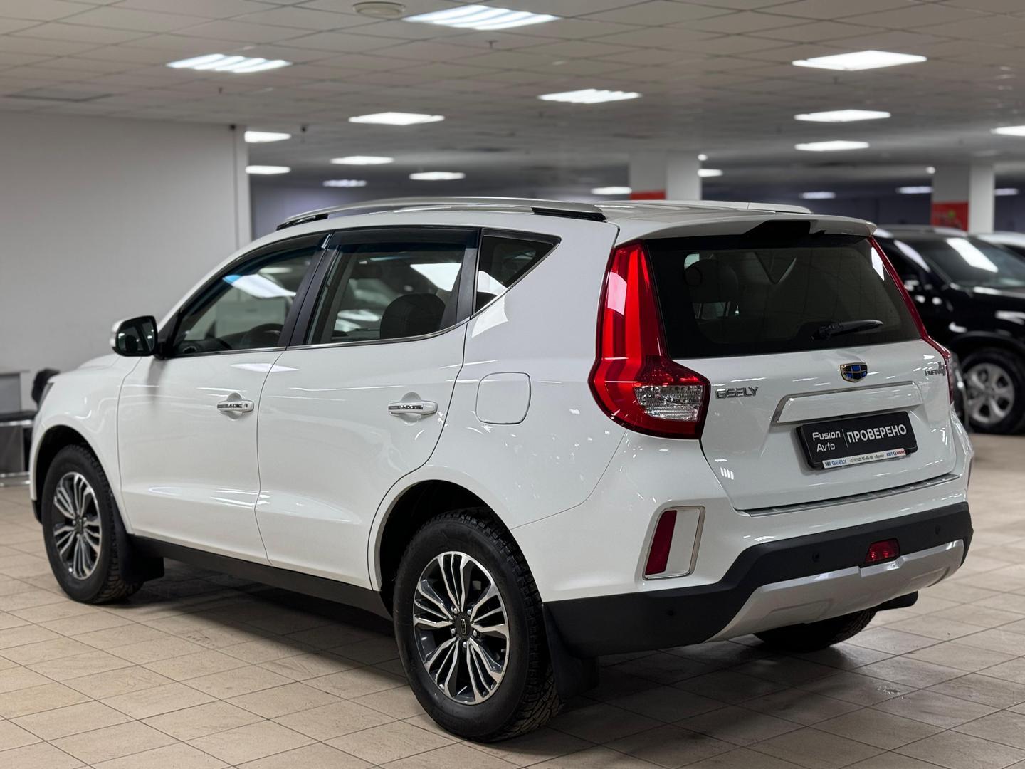 Geely Emgrand X7