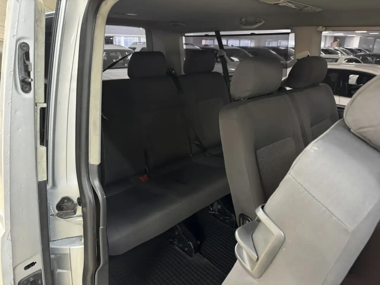 Volkswagen Caravelle
