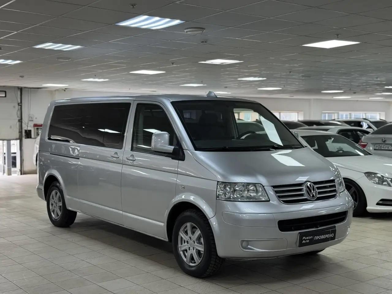 Volkswagen Caravelle