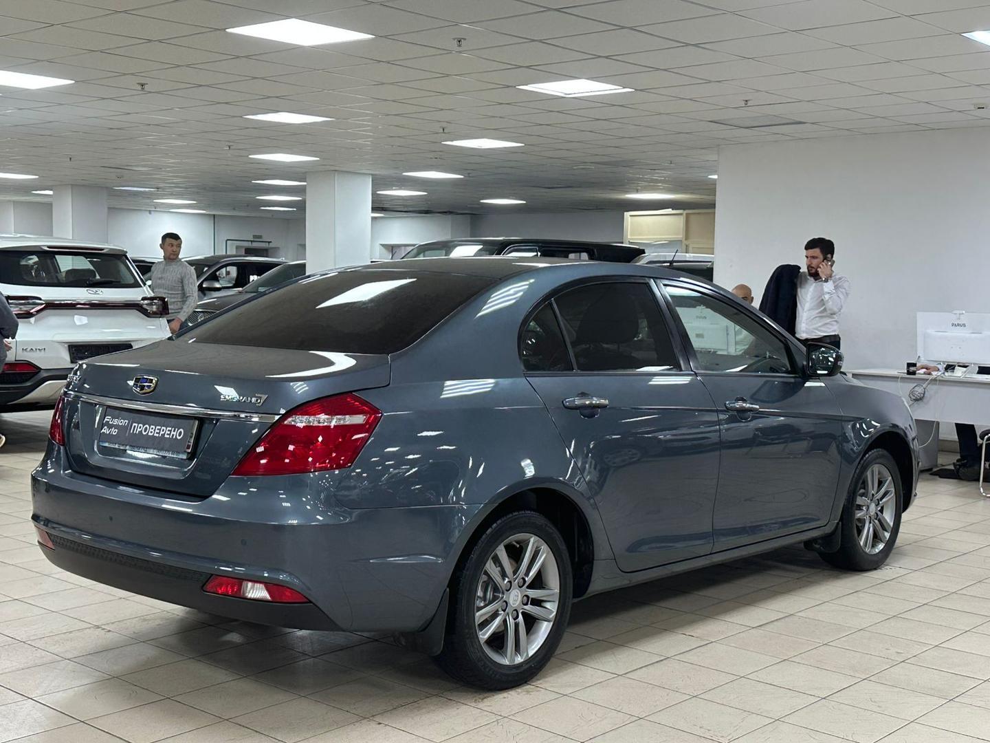Geely Emgrand 7