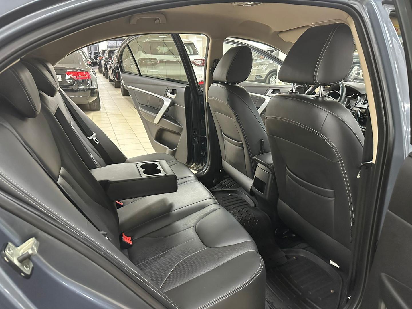 Geely Emgrand 7