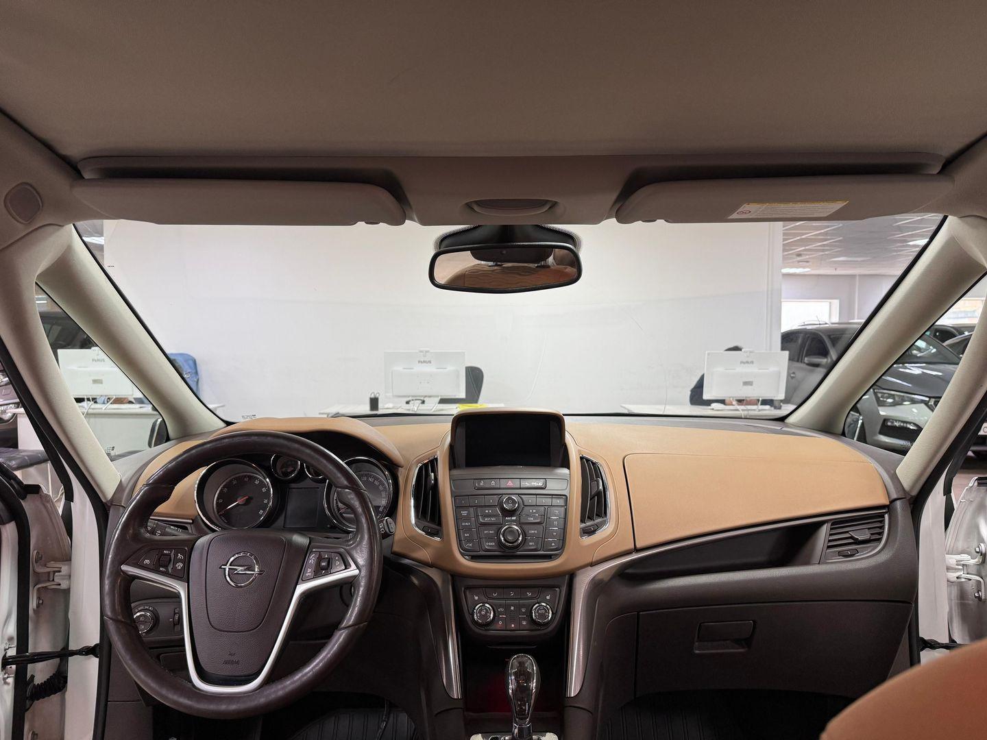 Opel Zafira