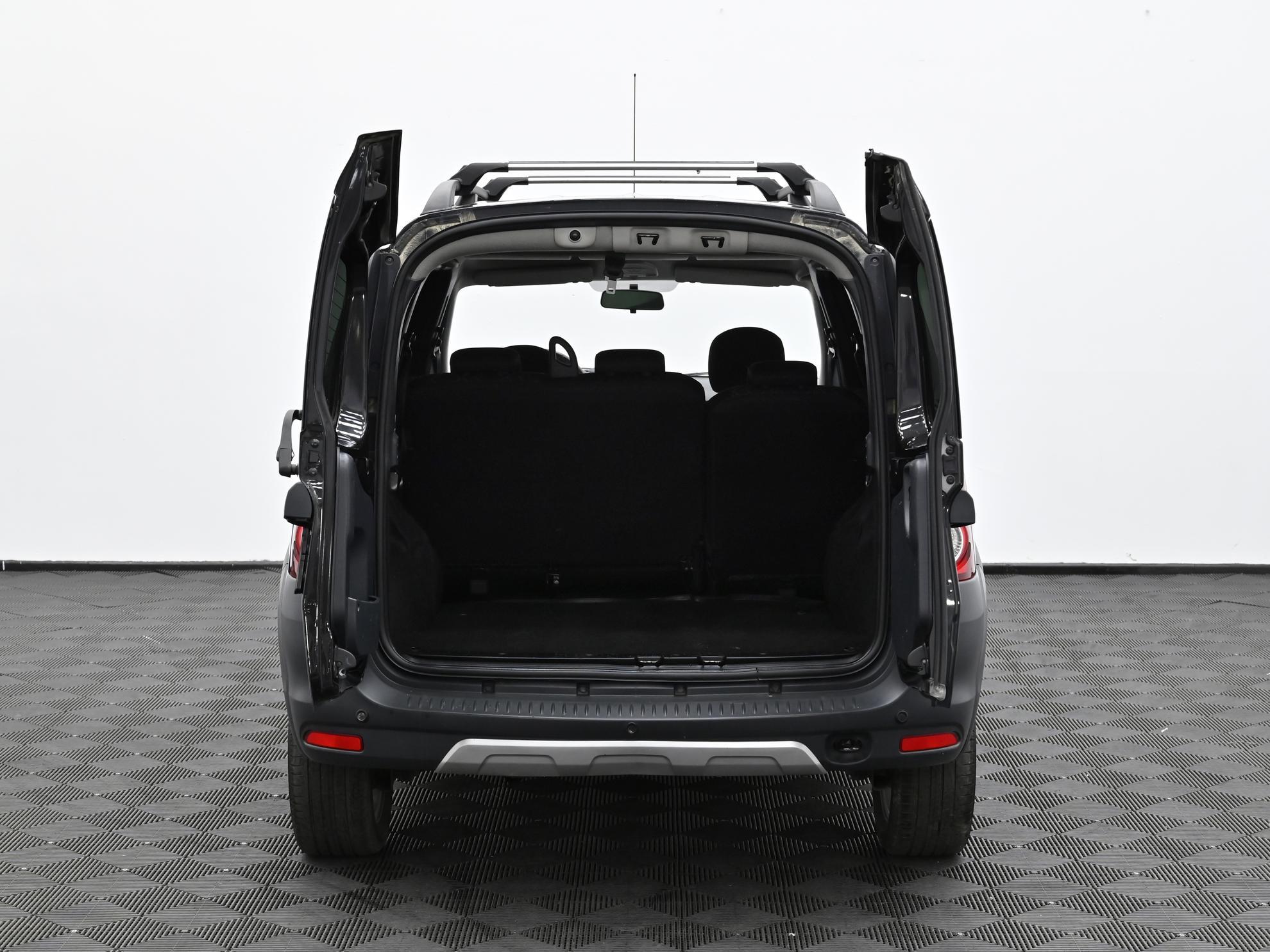 фото автомобиля 12