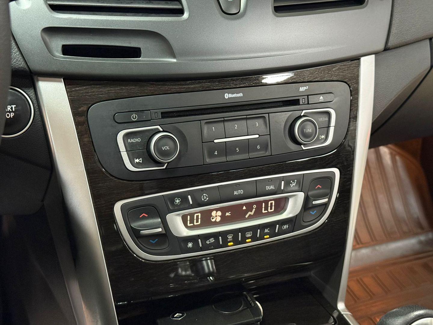 Renault Latitude