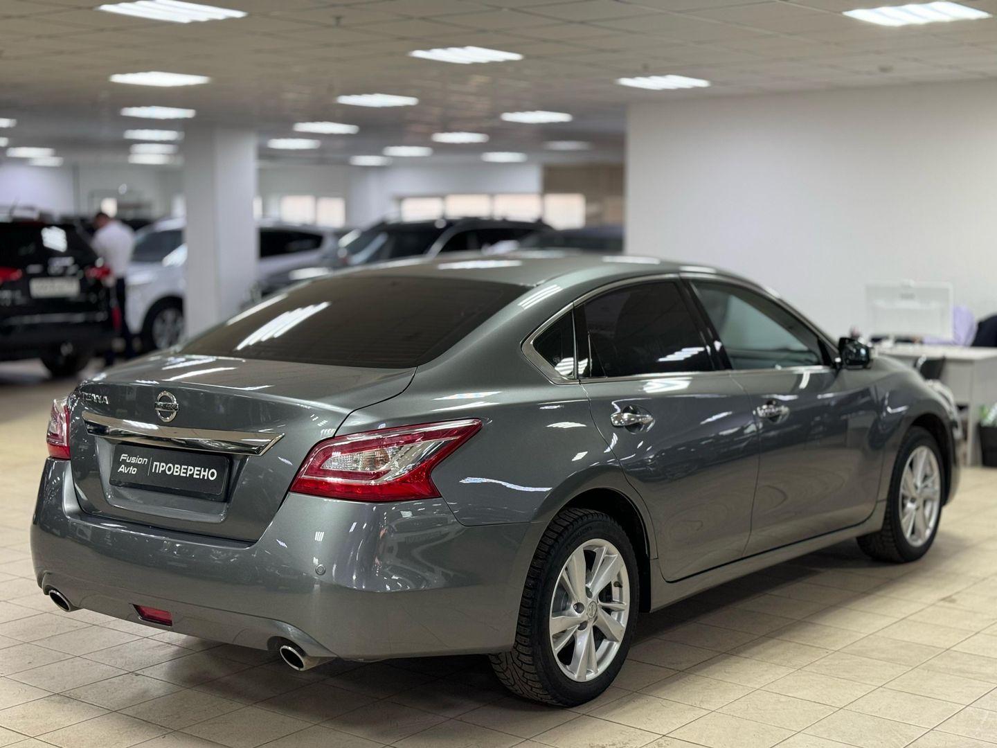 Nissan Teana