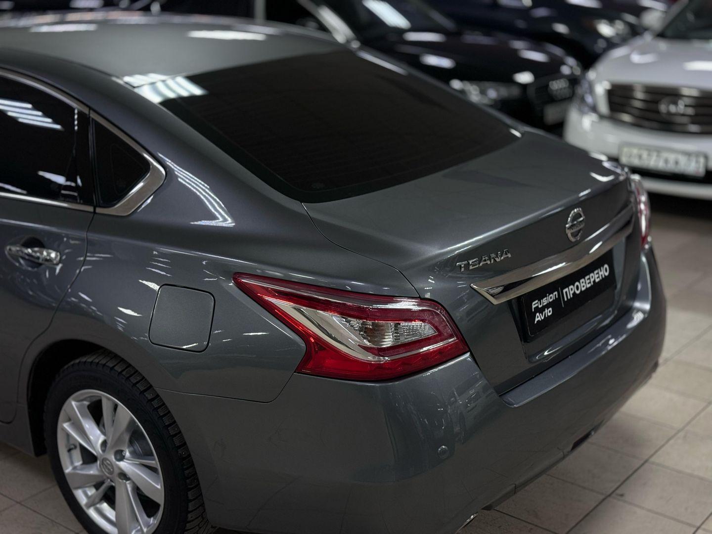 Nissan Teana