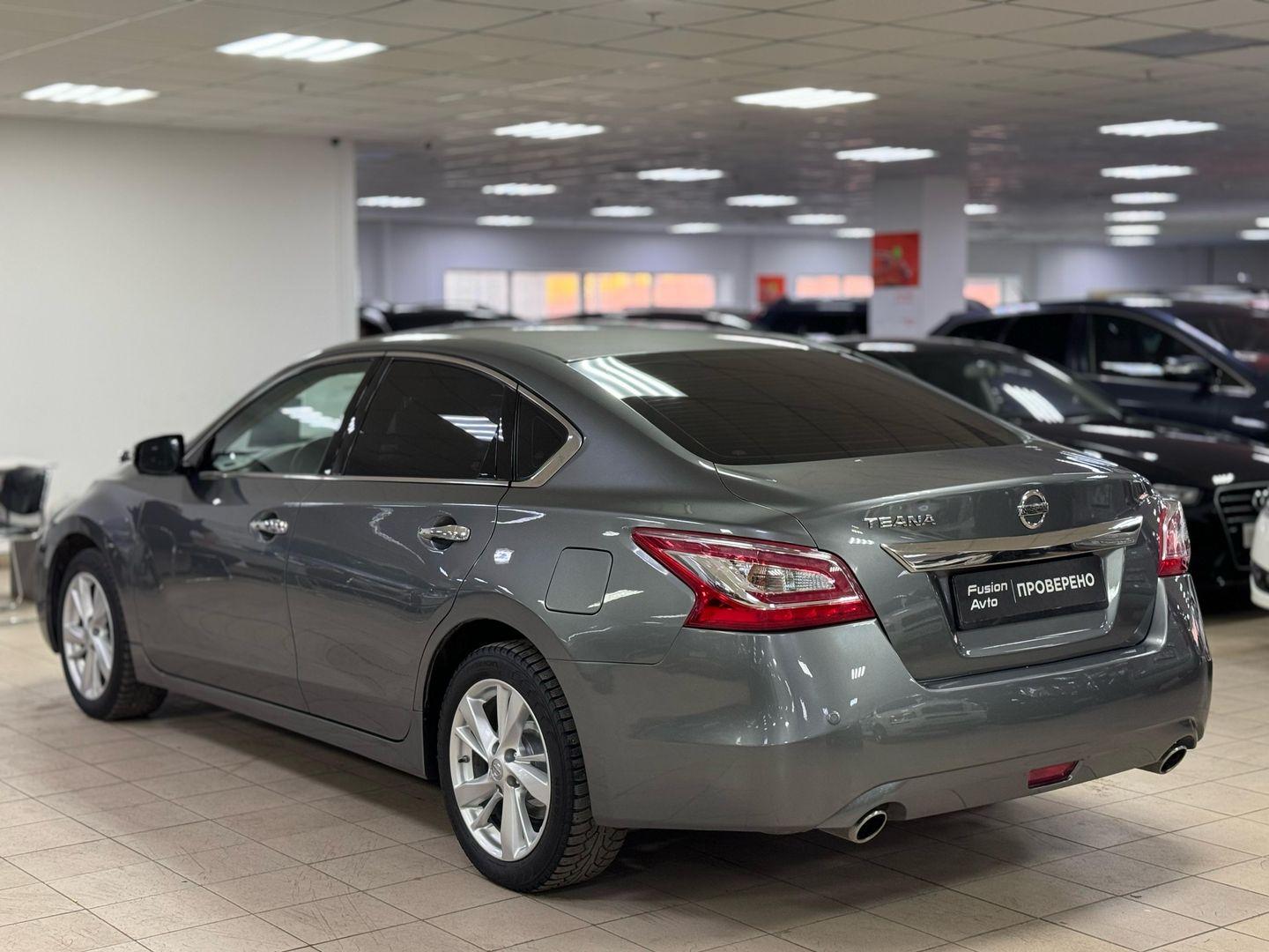 Nissan Teana