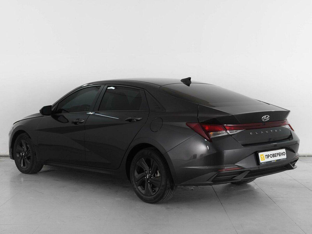Hyundai Elantra, 2023